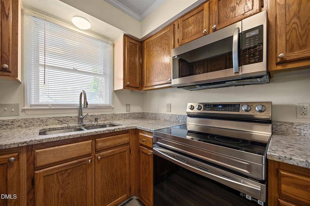 3 BR in Raleigh