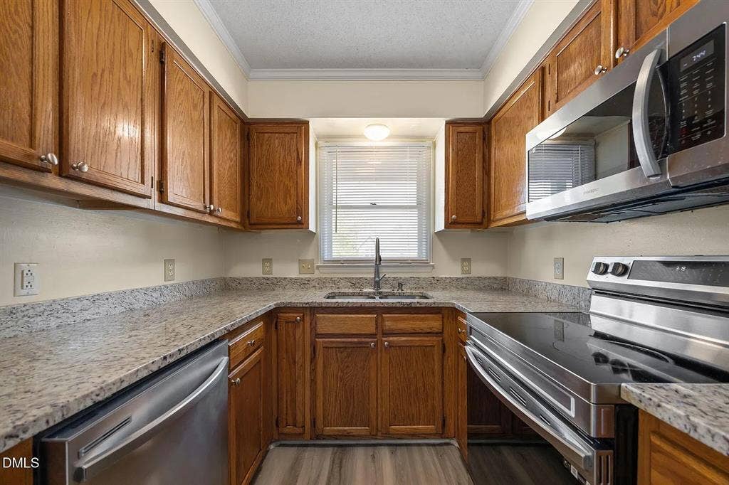 3 BR in Raleigh