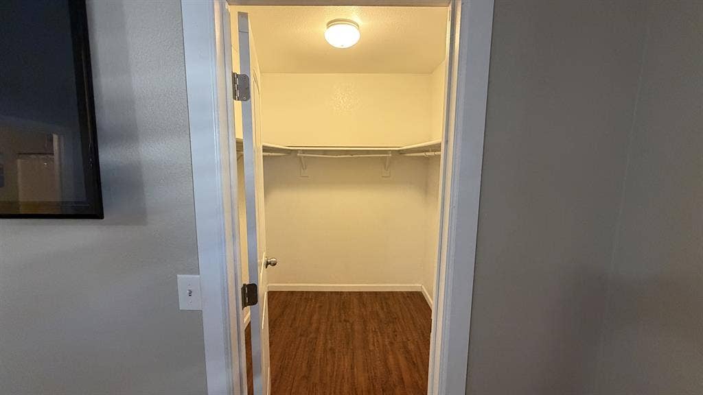 Master Bedroom w/ Walk-In Closet