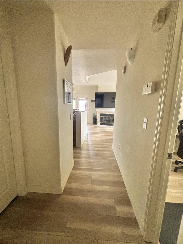 Rent a private bedroom and bathroom