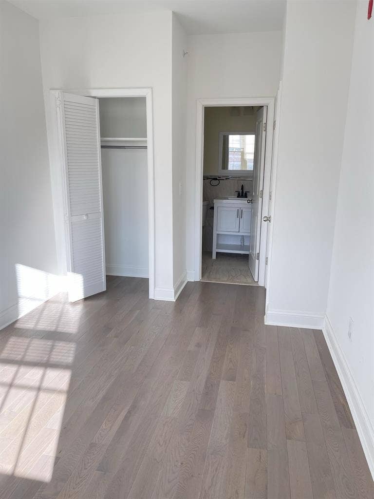 Apartment unit near the Drexel