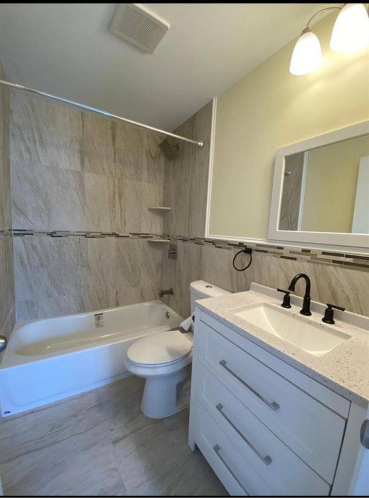 Apartment unit near the Drexel