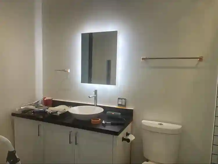 Two Rooms w/ private bath, closet