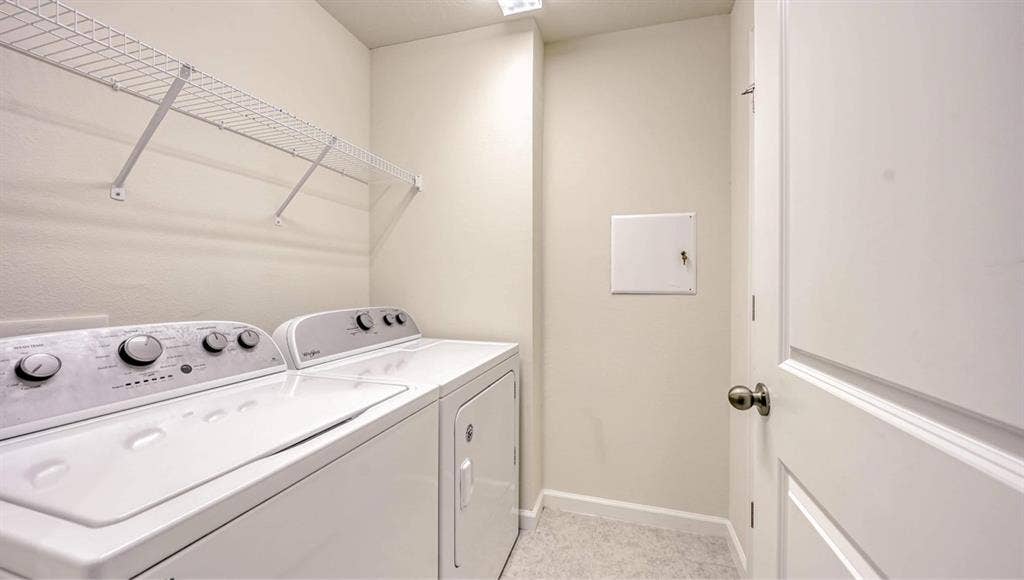ROOMMATE WANTED IN LWR!