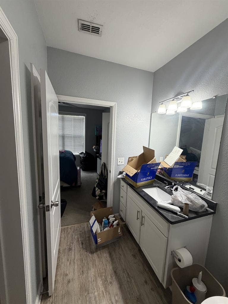 FEMALE roommate wanted!