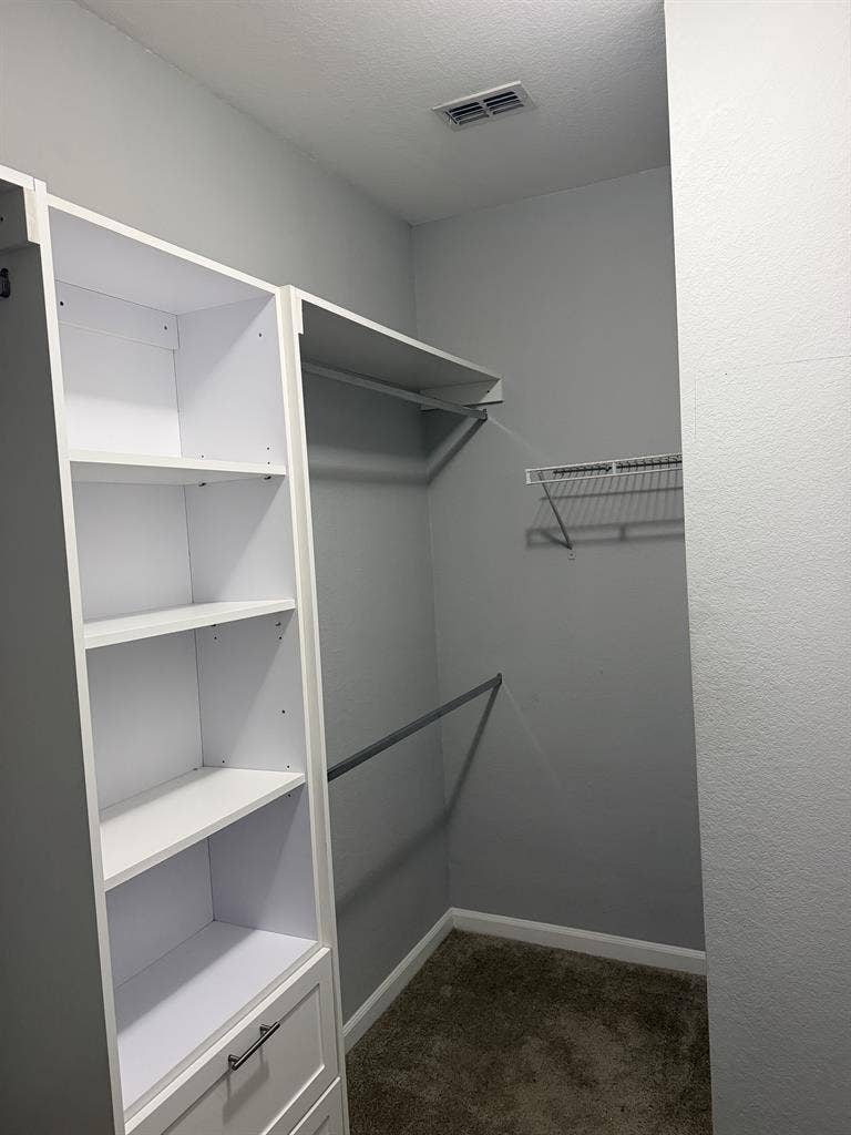 FEMALE roommate wanted!