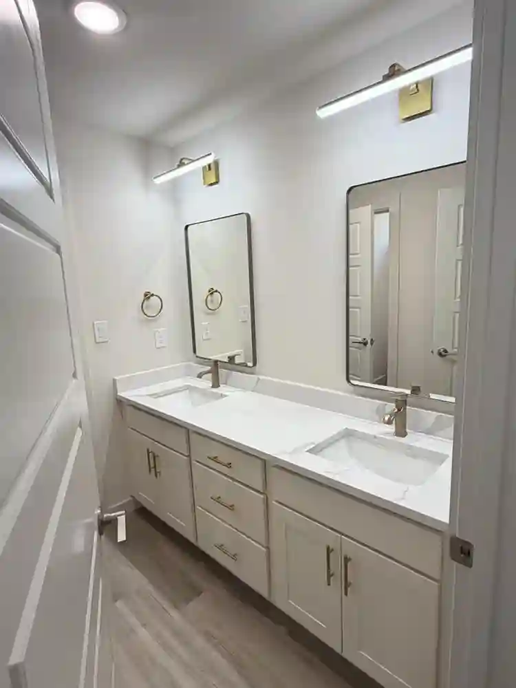$200 off August Rent!!