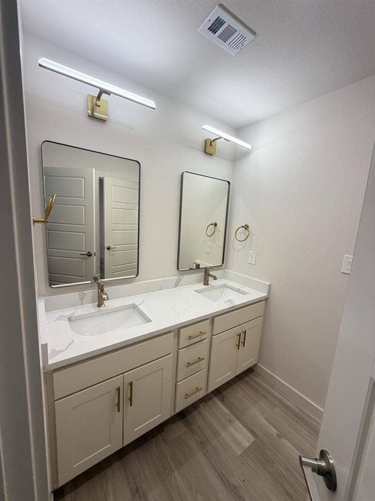 $200 off August Rent!!