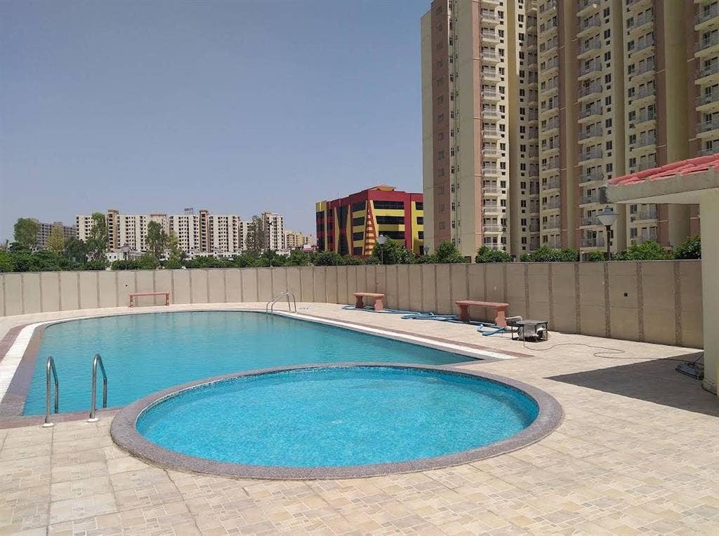 3 BHK 1450 sqft flat for RENT