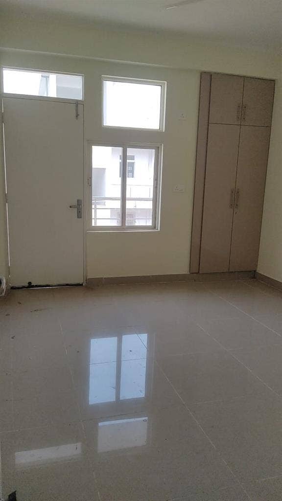 3 BHK 1450 sqft flat for RENT