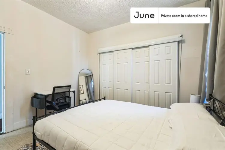 5 BR in Boston