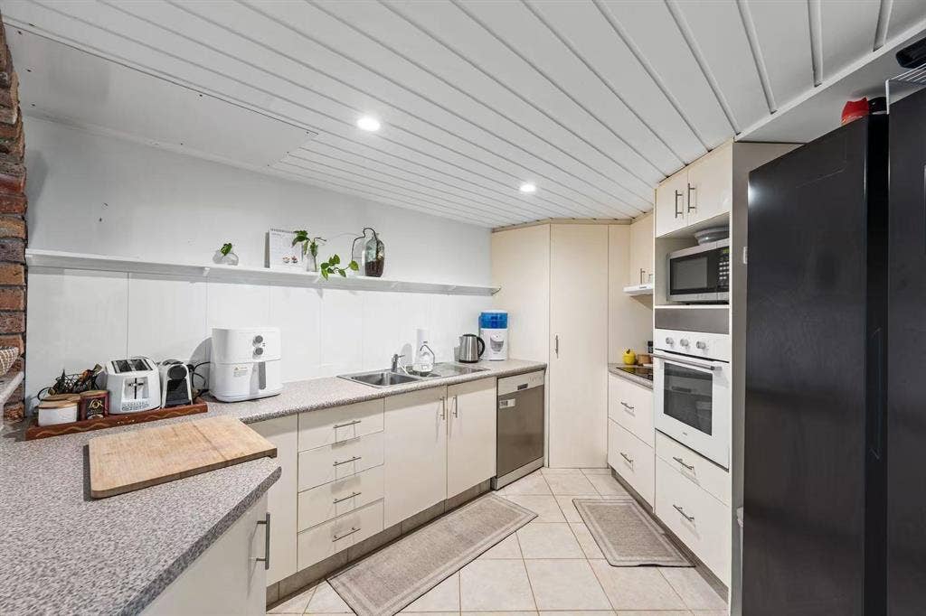 Waterfront house for rent