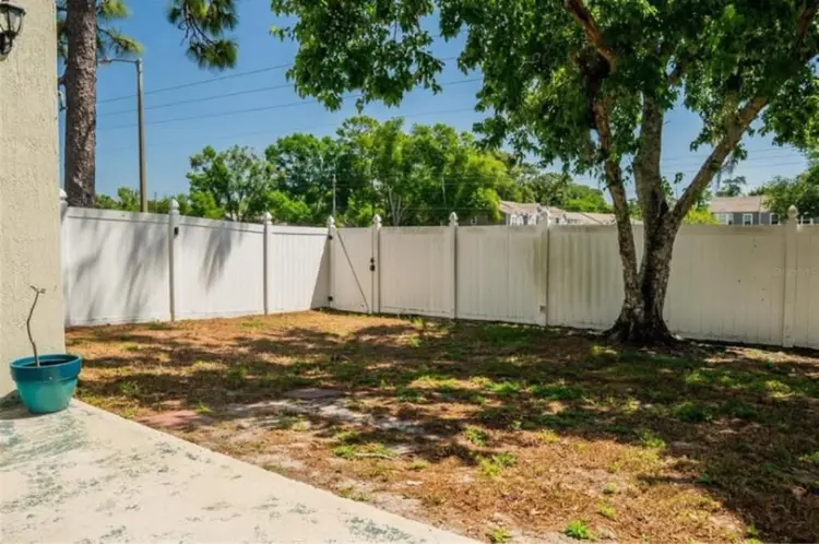 ROOM FOR RENT IN CASSELBERRY AREA