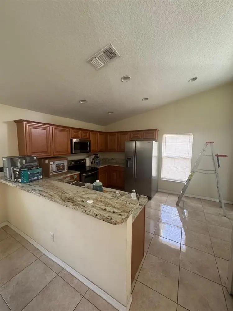 ROOM FOR RENT IN CASSELBERRY AREA