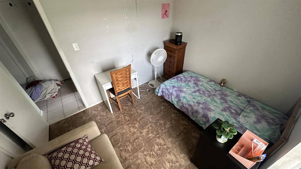 Private room with shared bathroom