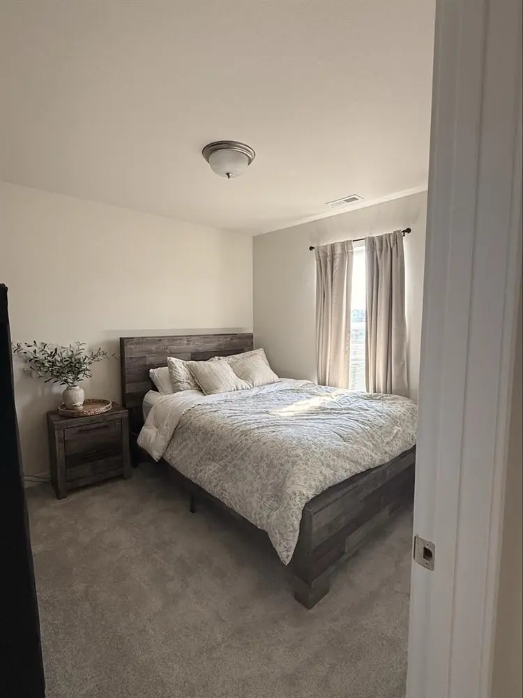 Furnished Room for Rent