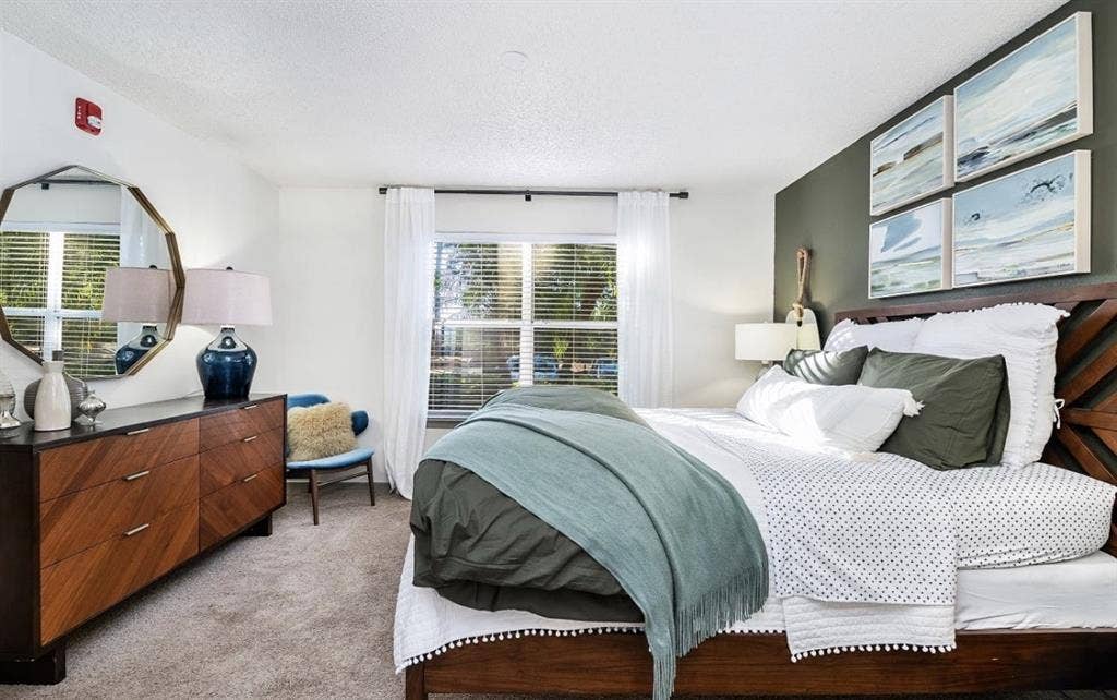 ROOMMATE WANTED | CASSELBERRY, FL