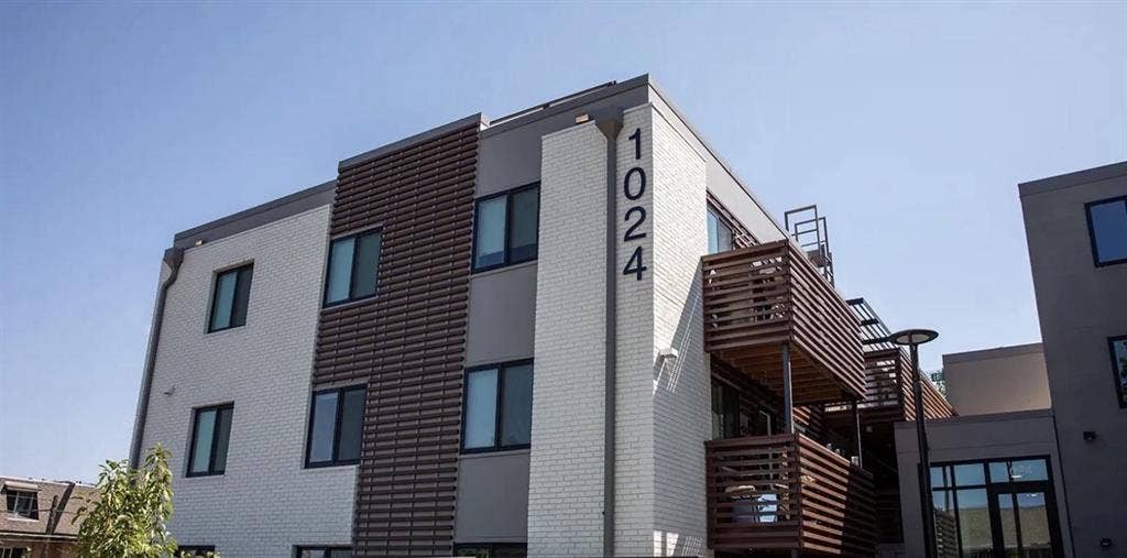 1 Room Sublease at Ivy Apartments
