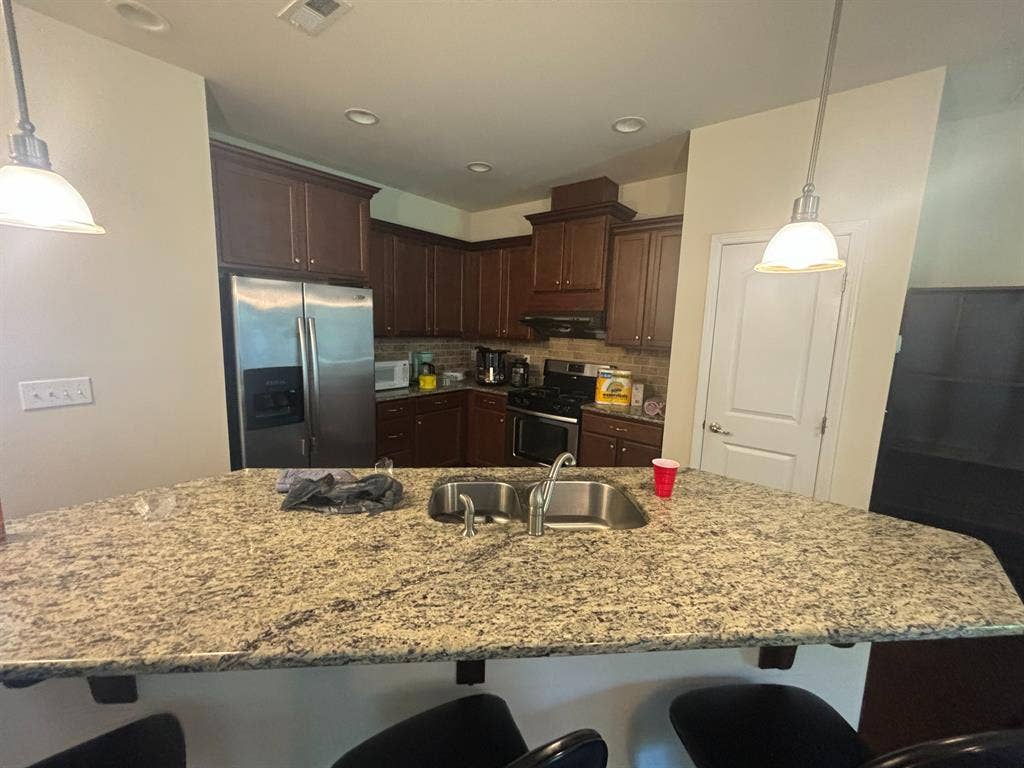 3 BR in Durham