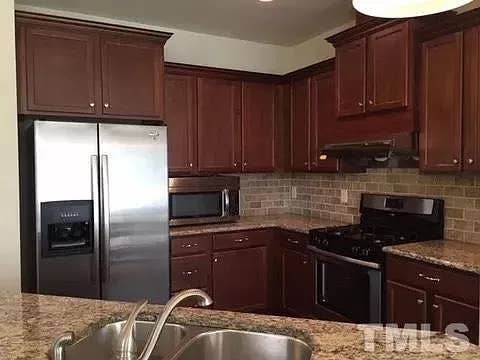 3 BR in Durham