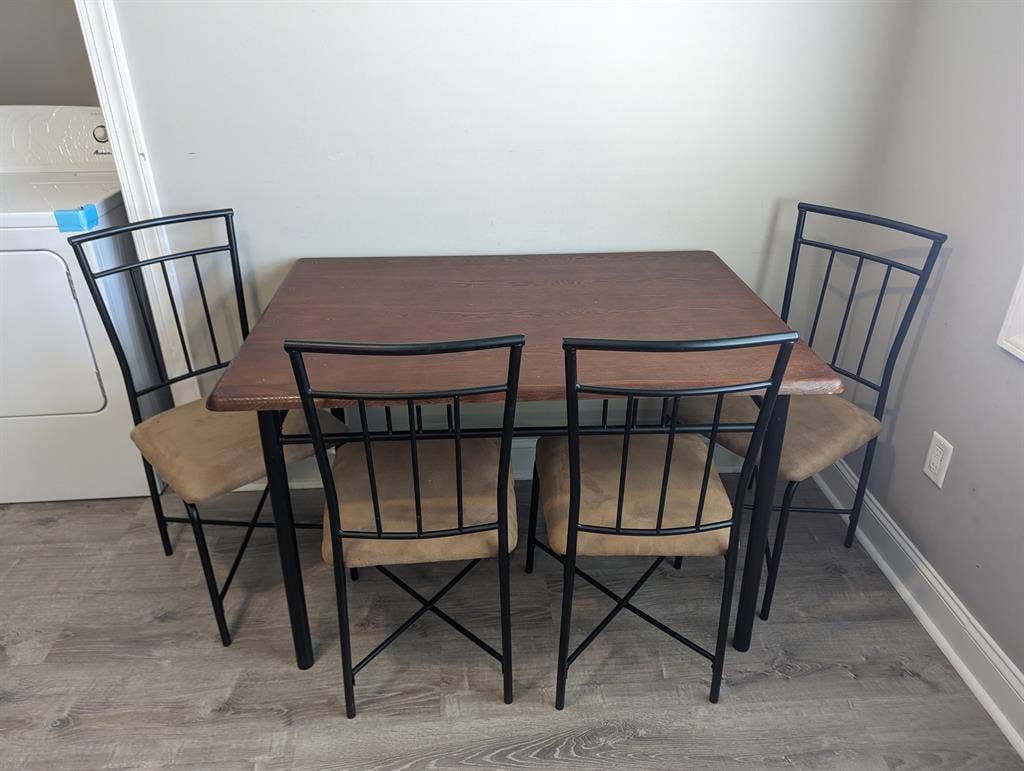 4 BR in Charlotte