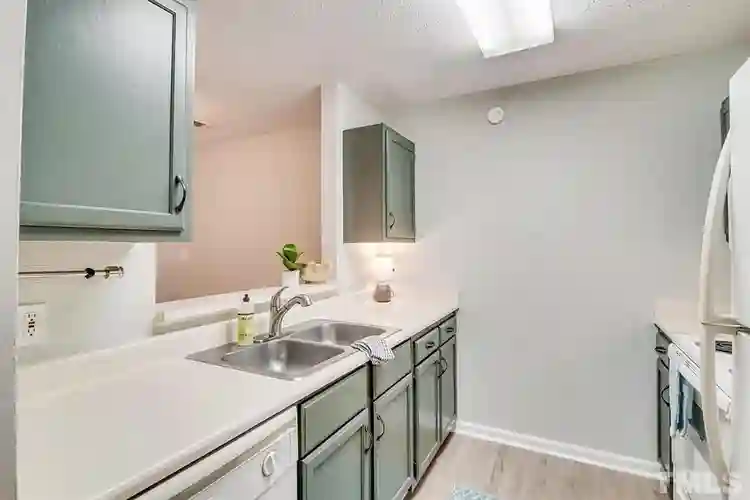 2 BR in Durham