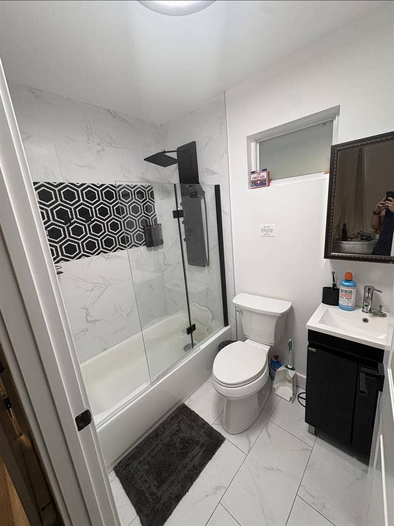 Private Efficiency Hollywood