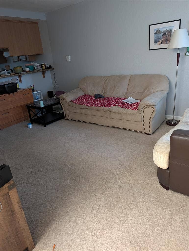 Affordable spare room in Modesto.