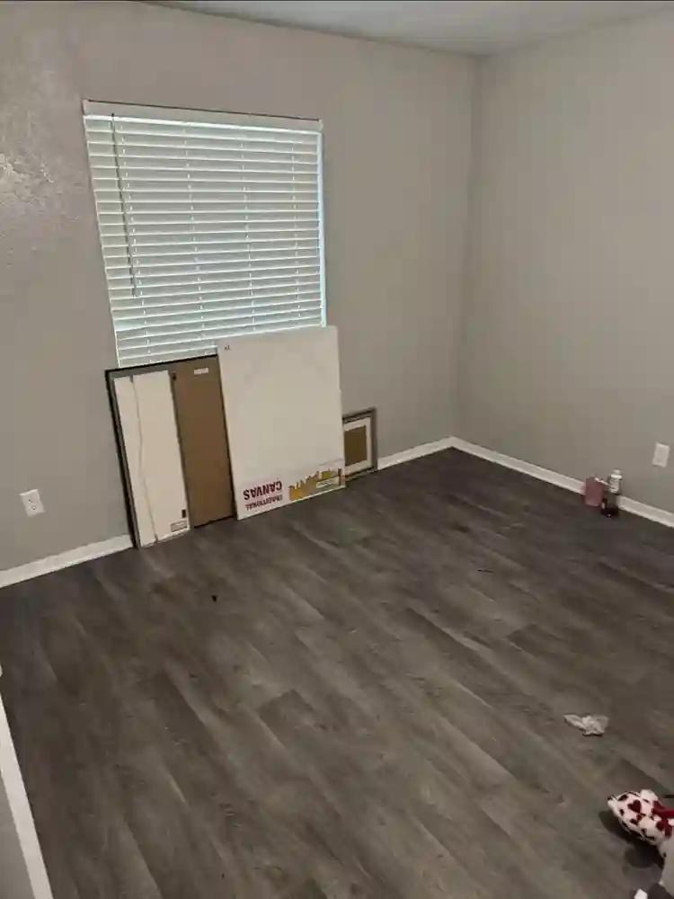 Need a Roommate ASAPP