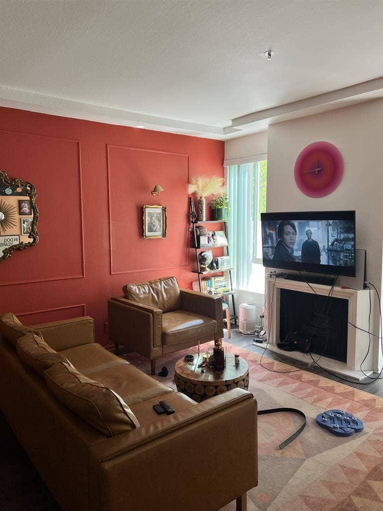 Spacious room for rent in Larchmont