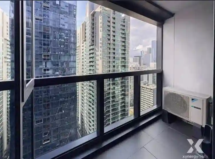 ROOM AVAILABLE IN MELBOURNE CBD