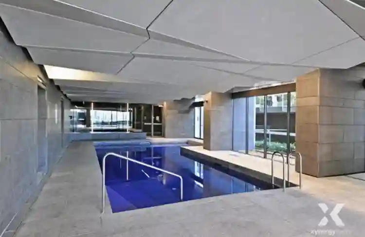 ROOM AVAILABLE IN MELBOURNE CBD