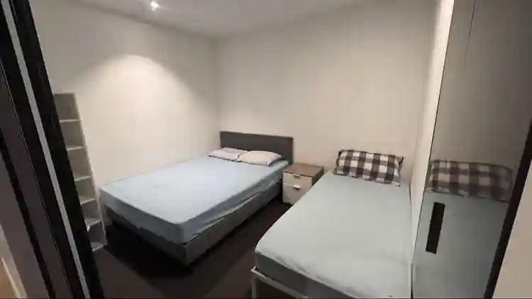 ROOM AVAILABLE IN MELBOURNE CBD