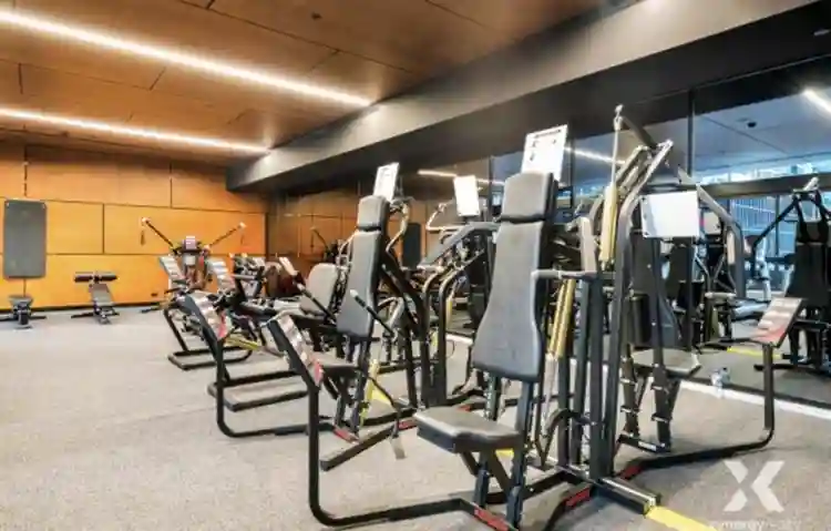 ROOM AVAILABLE IN MELBOURNE CBD