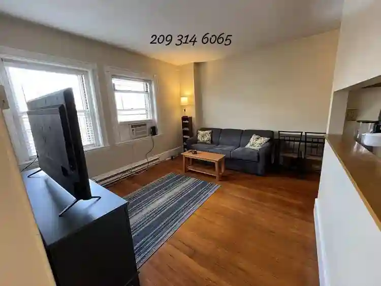 Unbeatable location in The Fenway!