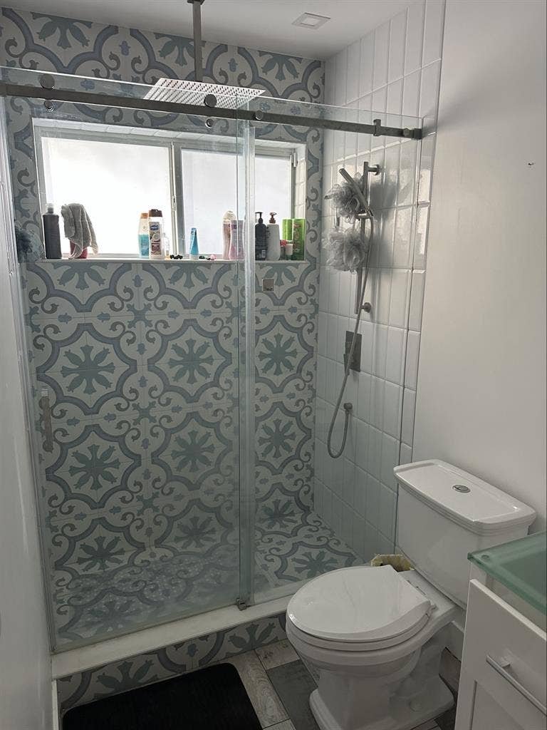 Room for rent with private entrance