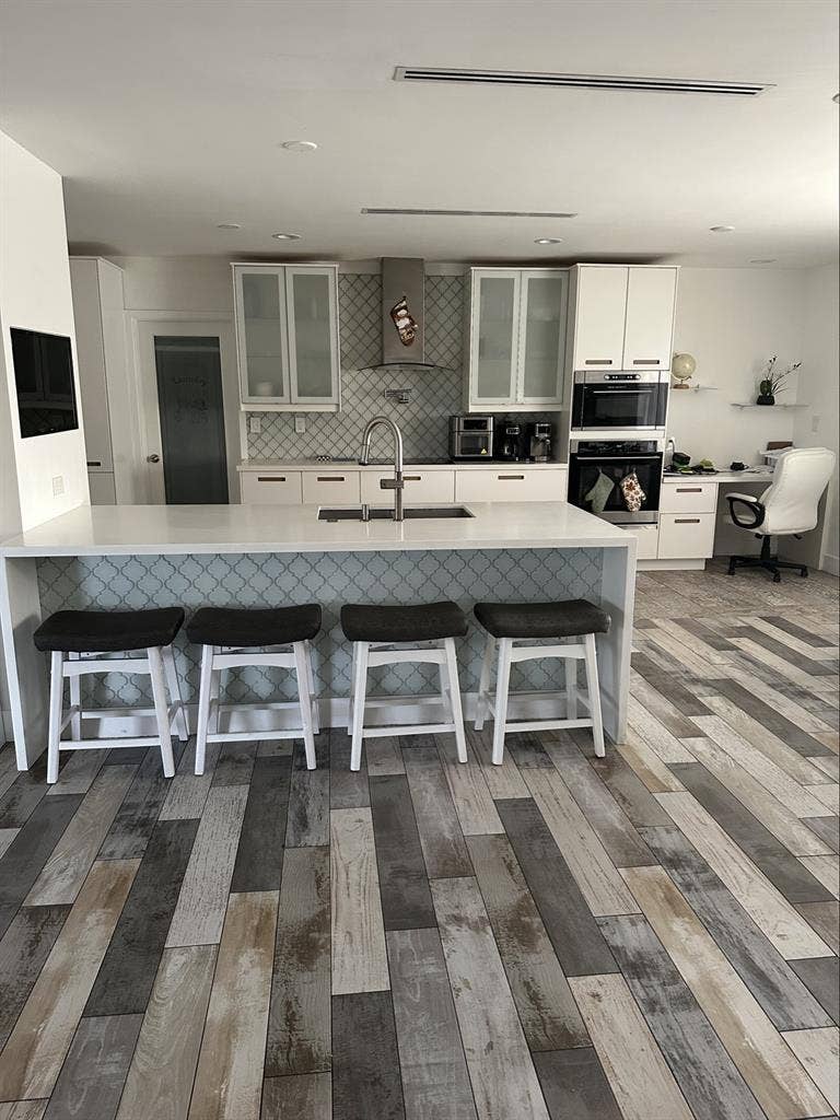 Room for rent with private entrance