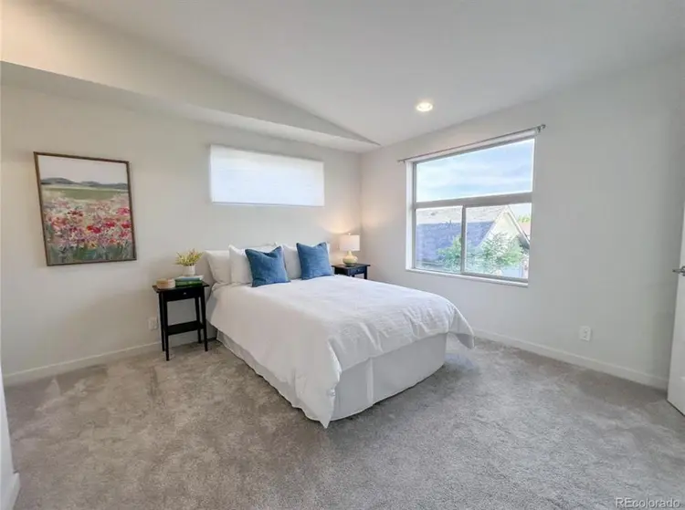 Fully furnished 2be 3ba house