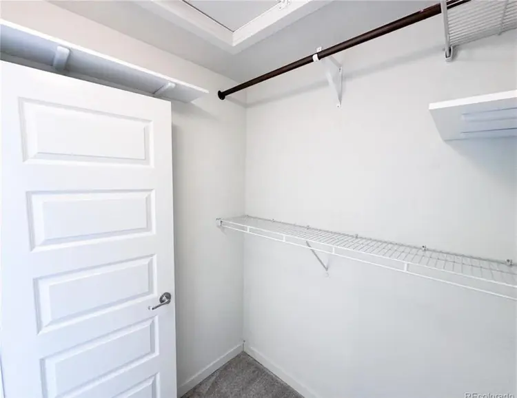Fully furnished 2be 3ba house