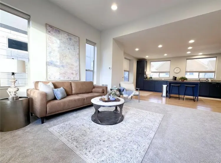 Fully furnished 2be 3ba house