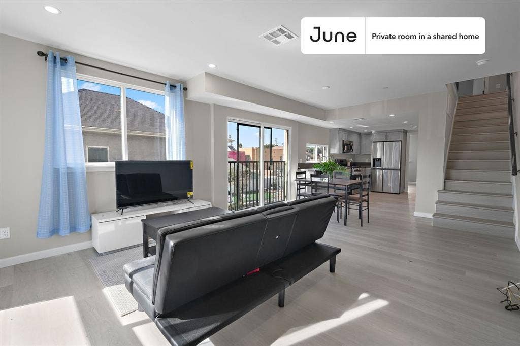 5 BR in Los Angeles
