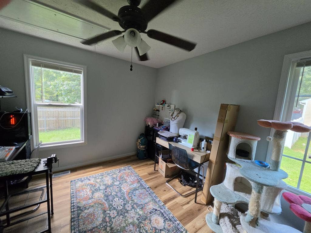 Private Room Available in Newkent