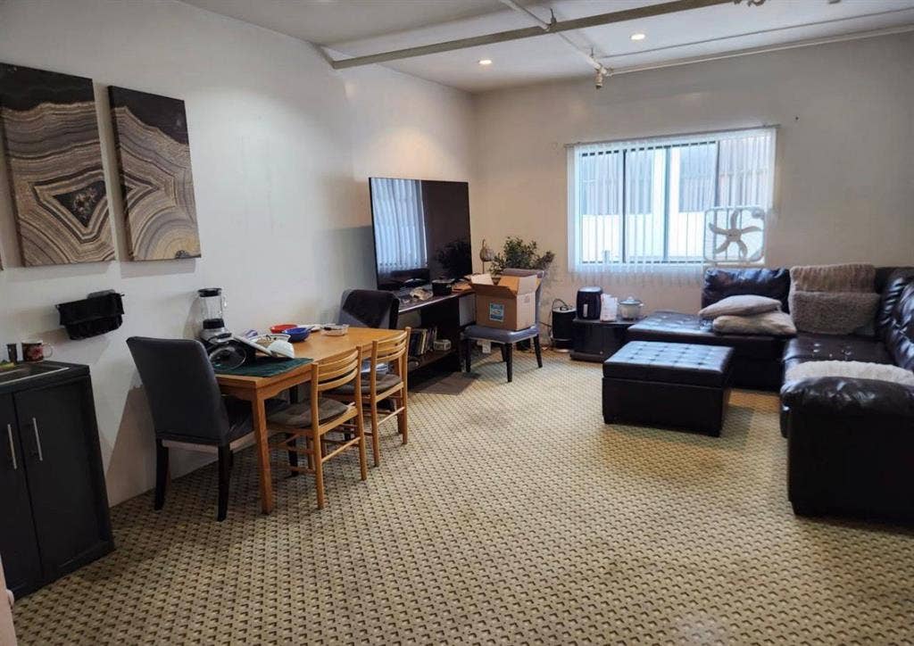 Private Room Near UCLA & Westwood