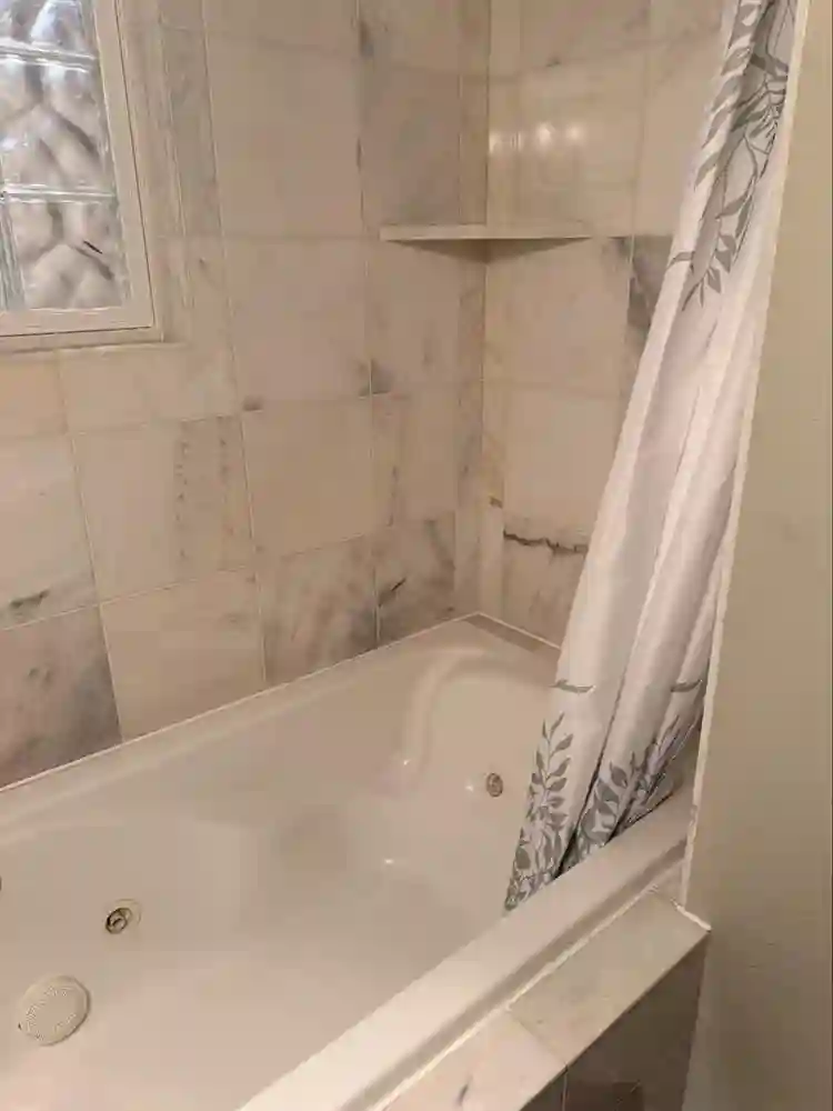 Private Basement Suite in Auroraa
