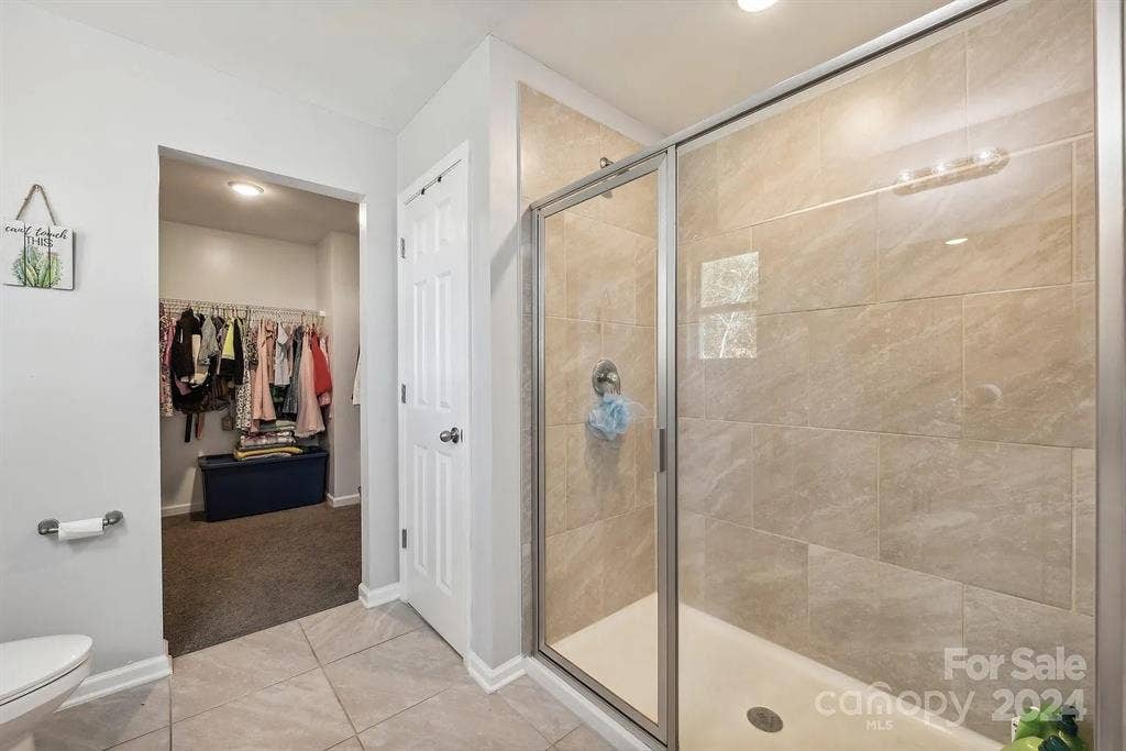5 BR in Charlotte