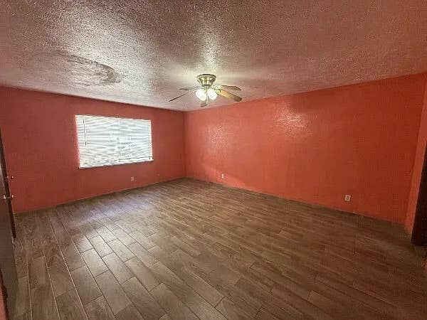 3 BR in Dallas