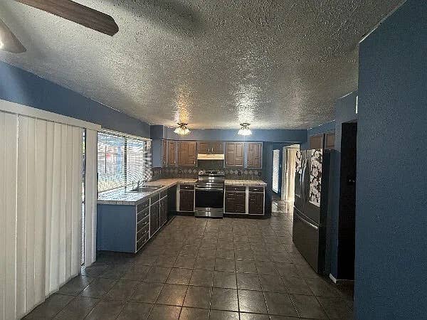 3 BR in Dallas