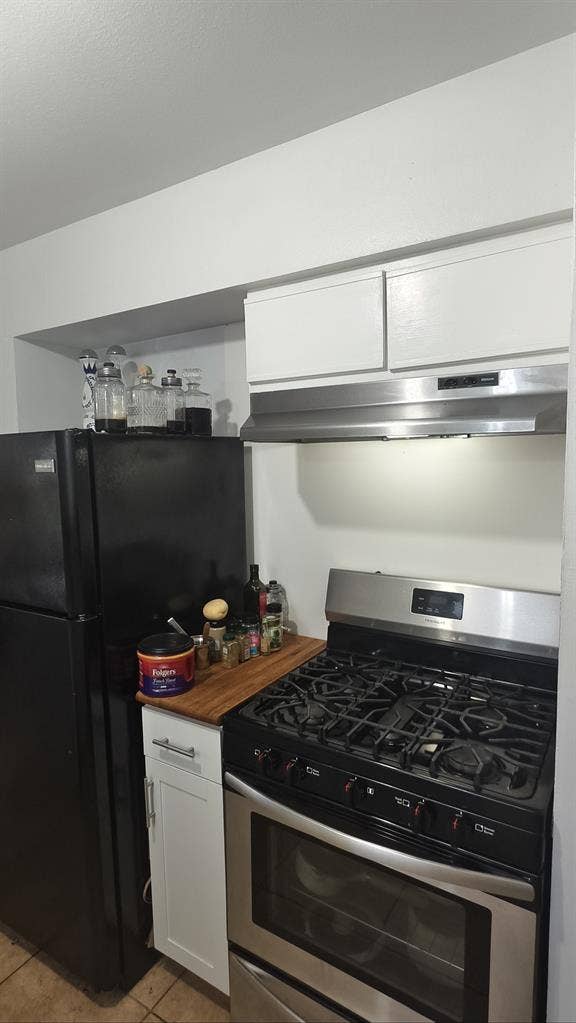 Spacious Room for Rent