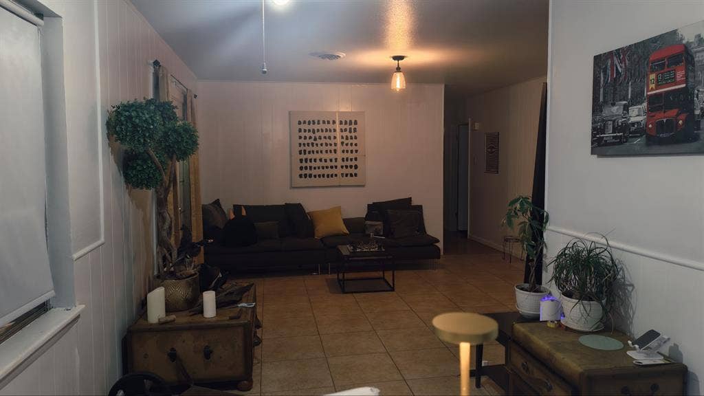 Spacious Room for Rent