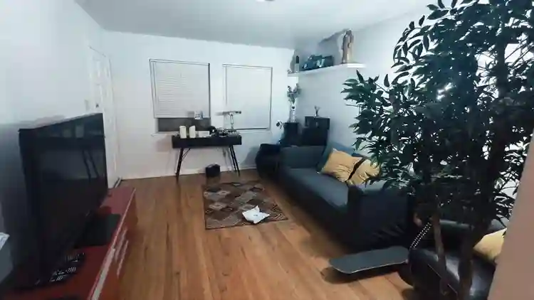 Spacious Room for Rent